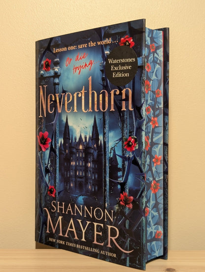Neverthorn by Shannon Mayer (First Edition with sprayed edges) - Fialta Books