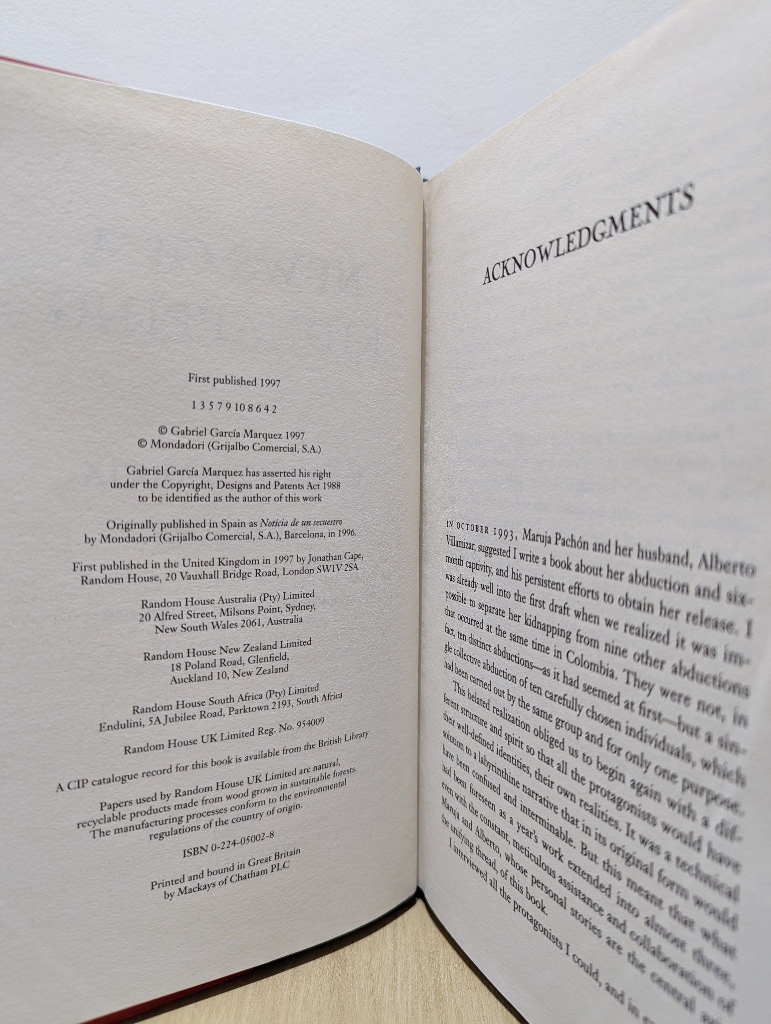 News of a Kidnapping by Gabriel Garcia Marquez (First Edition) - Fialta Books