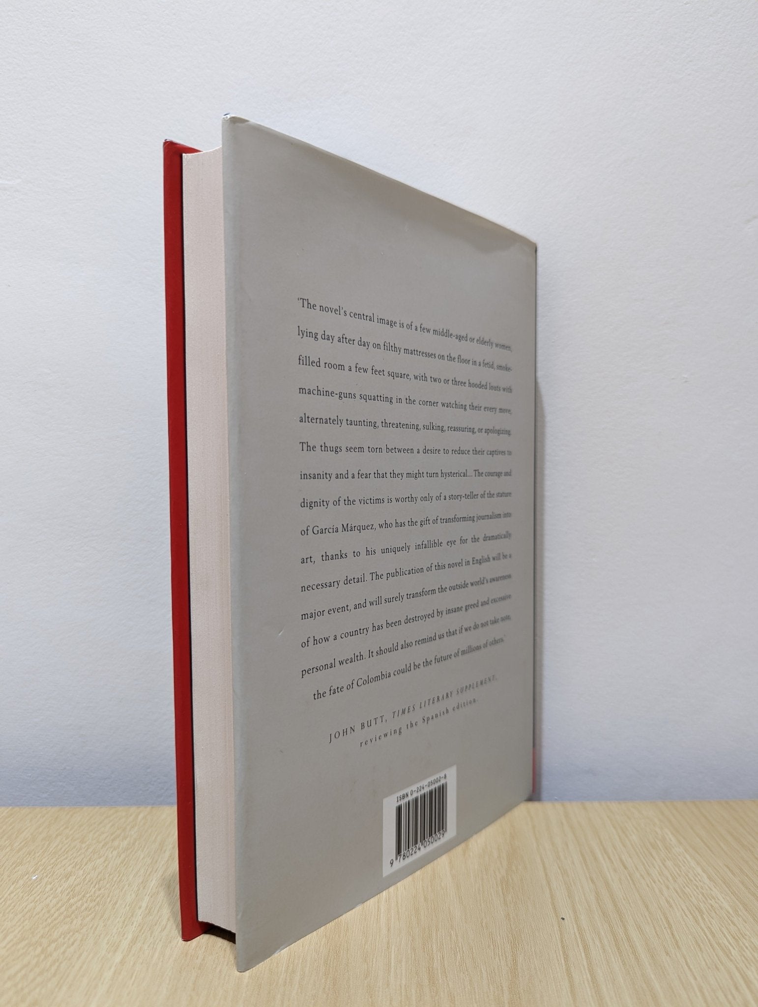 News of a Kidnapping by Gabriel Garcia Marquez (First Edition) - Fialta Books