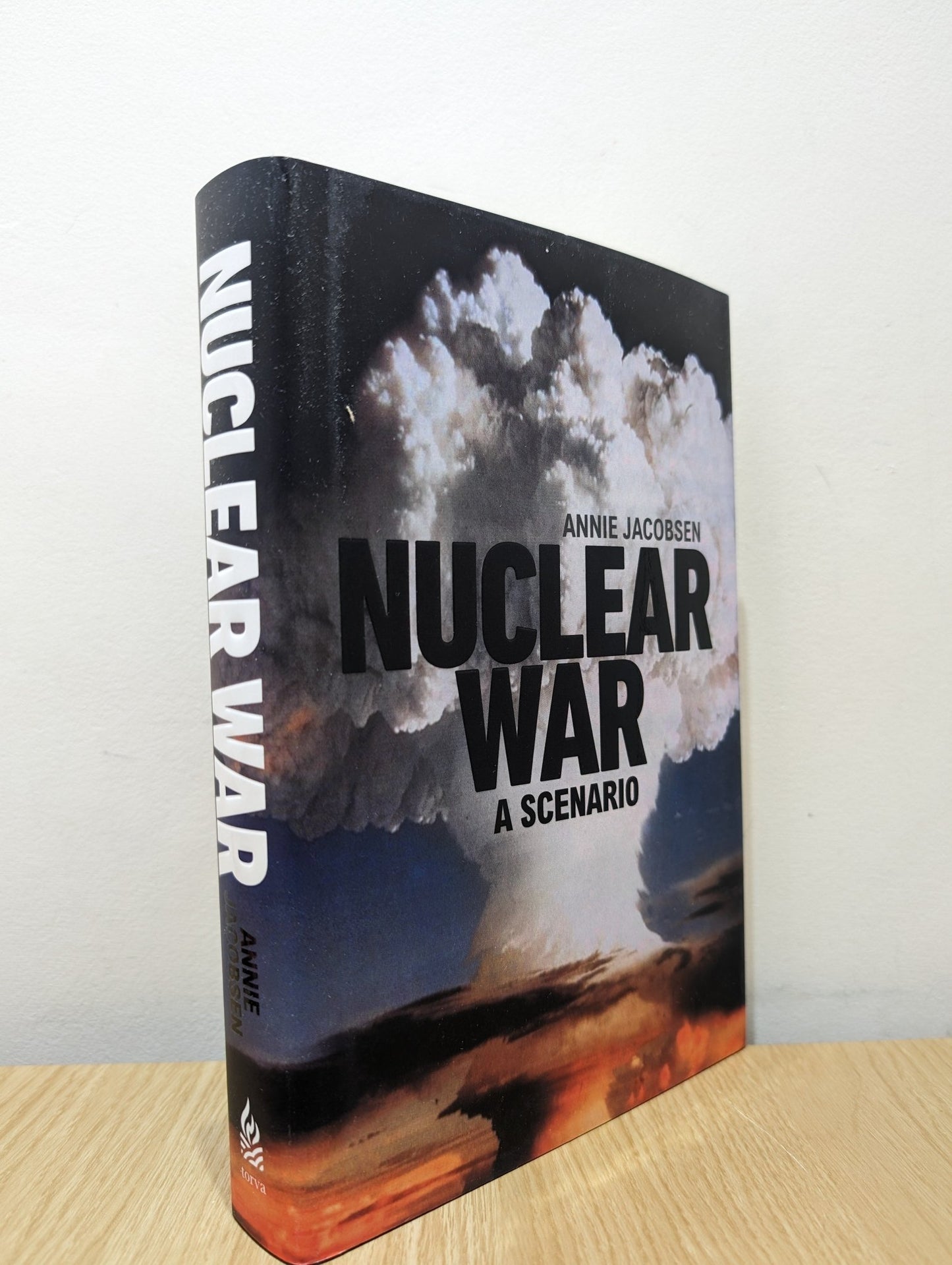 Nuclear War: A scenario by Annie Jacobsen (First Edition) - Fialta Books