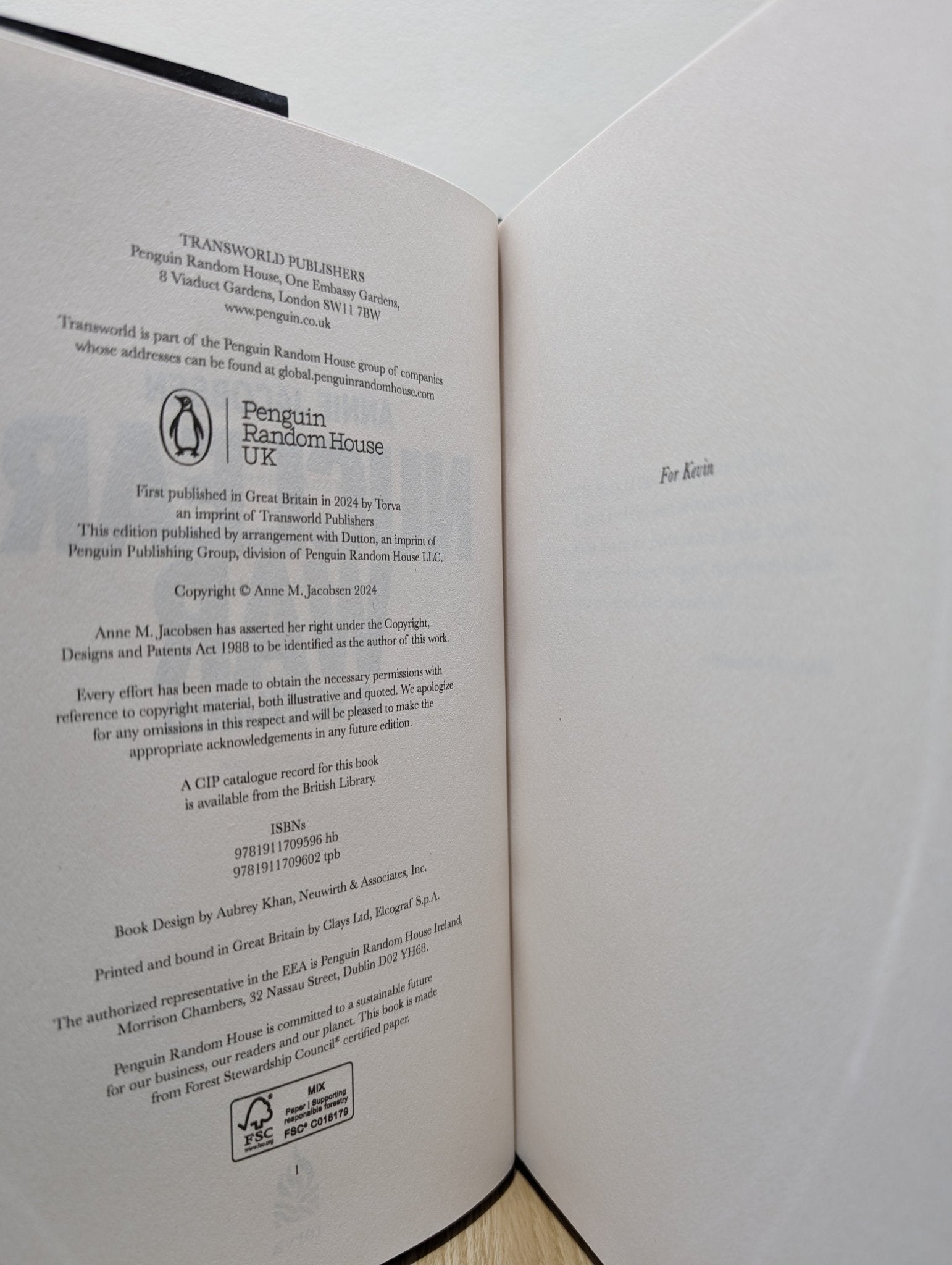 Nuclear War: A scenario by Annie Jacobsen (First Edition) - Fialta Books