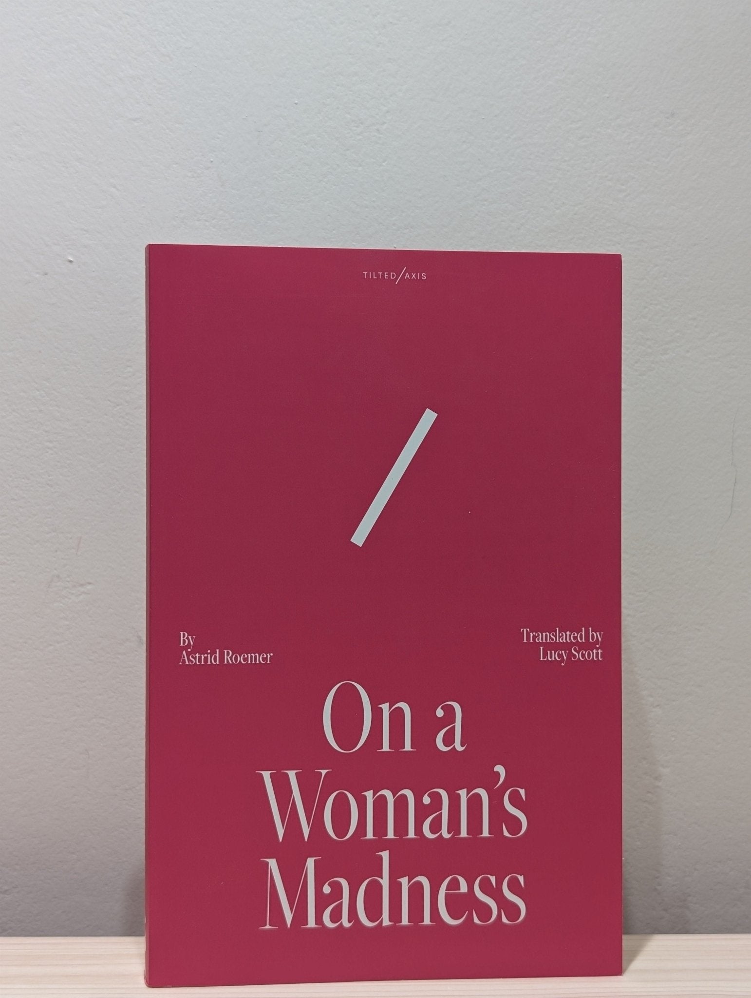 On A Woman's Madness by Astrid Roemer (First Edition) - Fialta Books