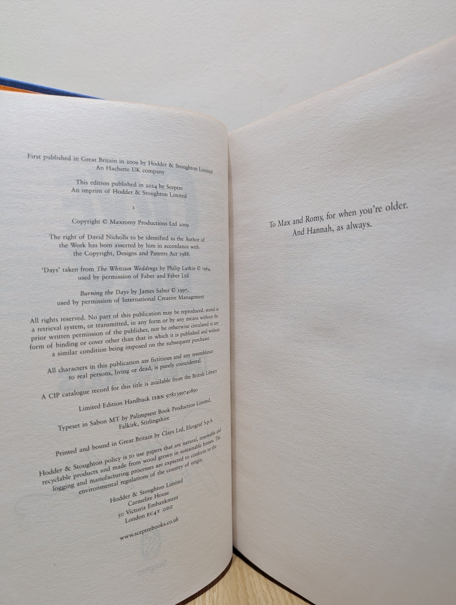 One Day by David Nicholls (Signed Collector's Edition with sprayed edges) - Fialta Books