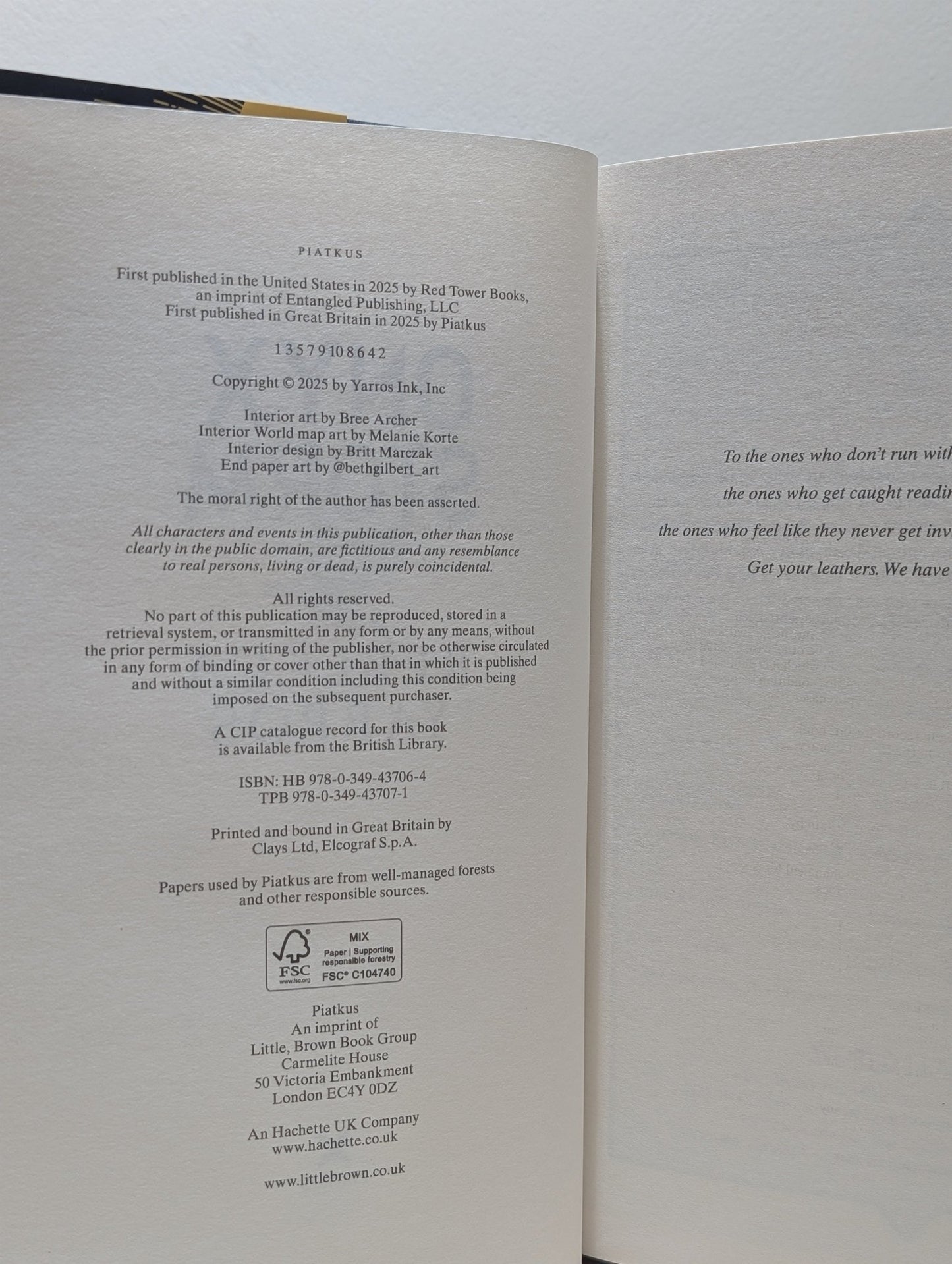 Onyx Storm: The Empyrean 3 by Rebecca Yarros (Signed First Edition) - Fialta Books