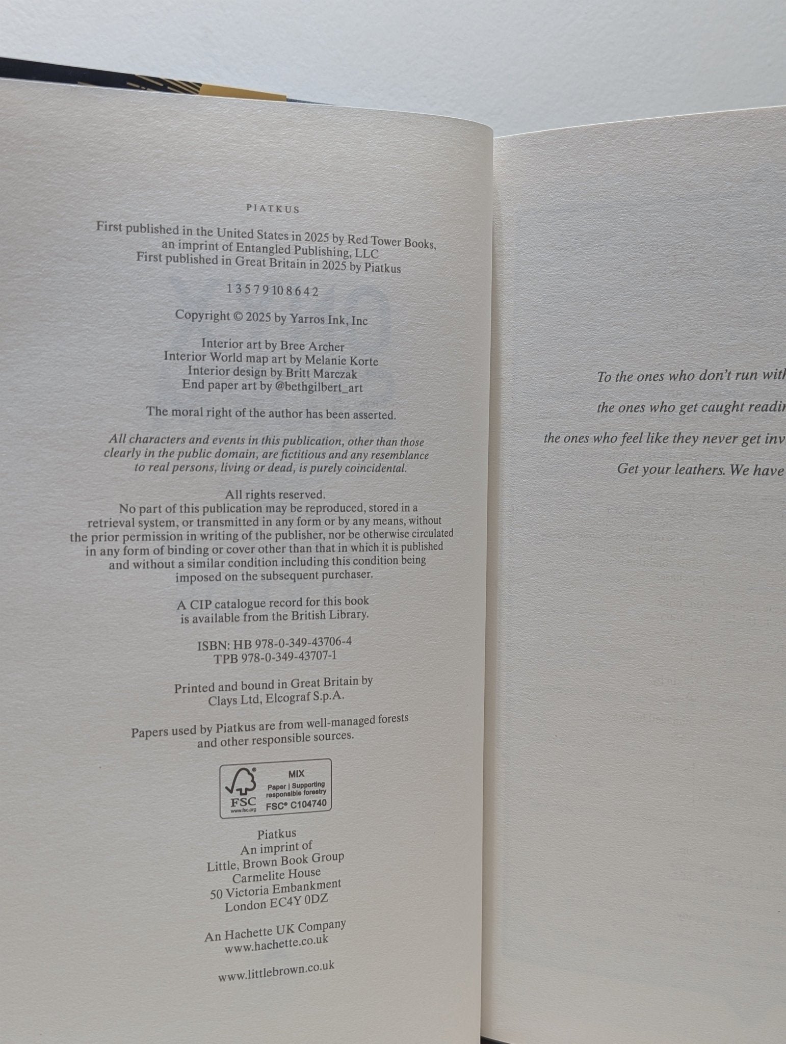 Onyx Storm: The Empyrean 3 by Rebecca Yarros (Signed First Edition) - Fialta Books