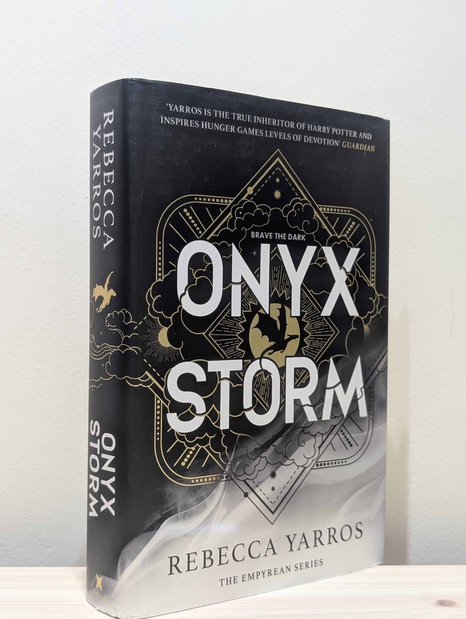 Onyx Storm: The Empyrean 3 by Rebecca Yarros (Signed First Edition) - Fialta Books