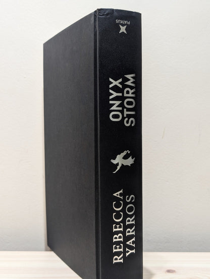 Onyx Storm: The Empyrean 3 by Rebecca Yarros (Signed First Edition imperfect) - Fialta Books