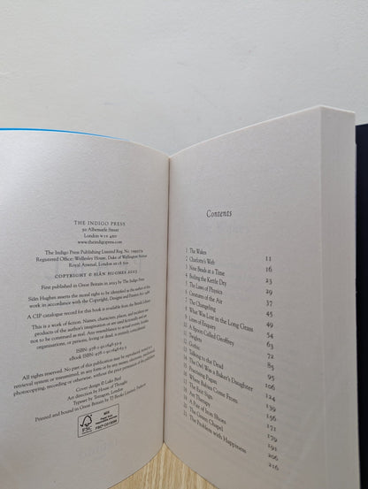 Pearl by Sian Hughes (First Edition) - Fialta Books