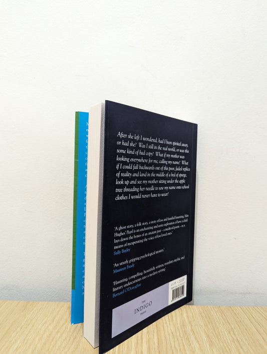 Pearl by Sian Hughes (First Edition) - Fialta Books