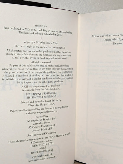 Phantasma by Kaylie Smith (Special Edition with sprayed edges) - Fialta Books