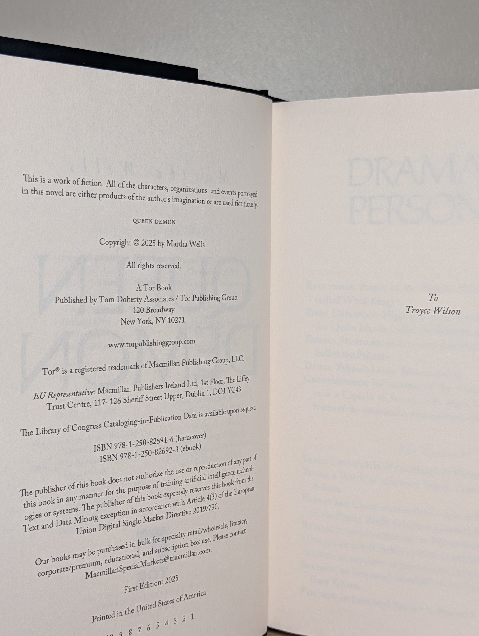 Queen Demon by Martha Wells (First Edition) - Fialta Books