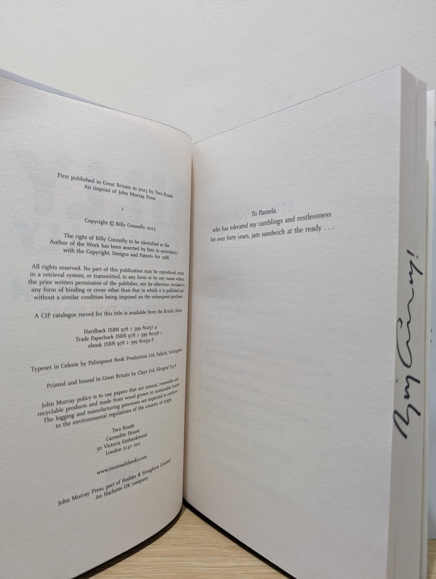 Rambling Man: Travels of a lifetime by Billy Connolly (Signed First Edition with stencilled edges) - Fialta Books