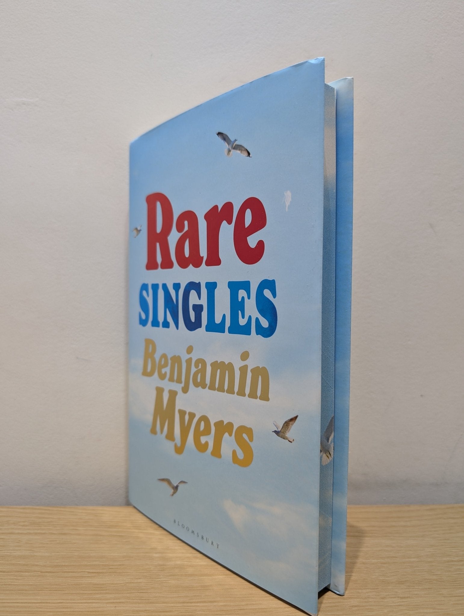 Rare Singles by Benjamin Myers (Signed First Edition with sprayed edges) - Fialta Books