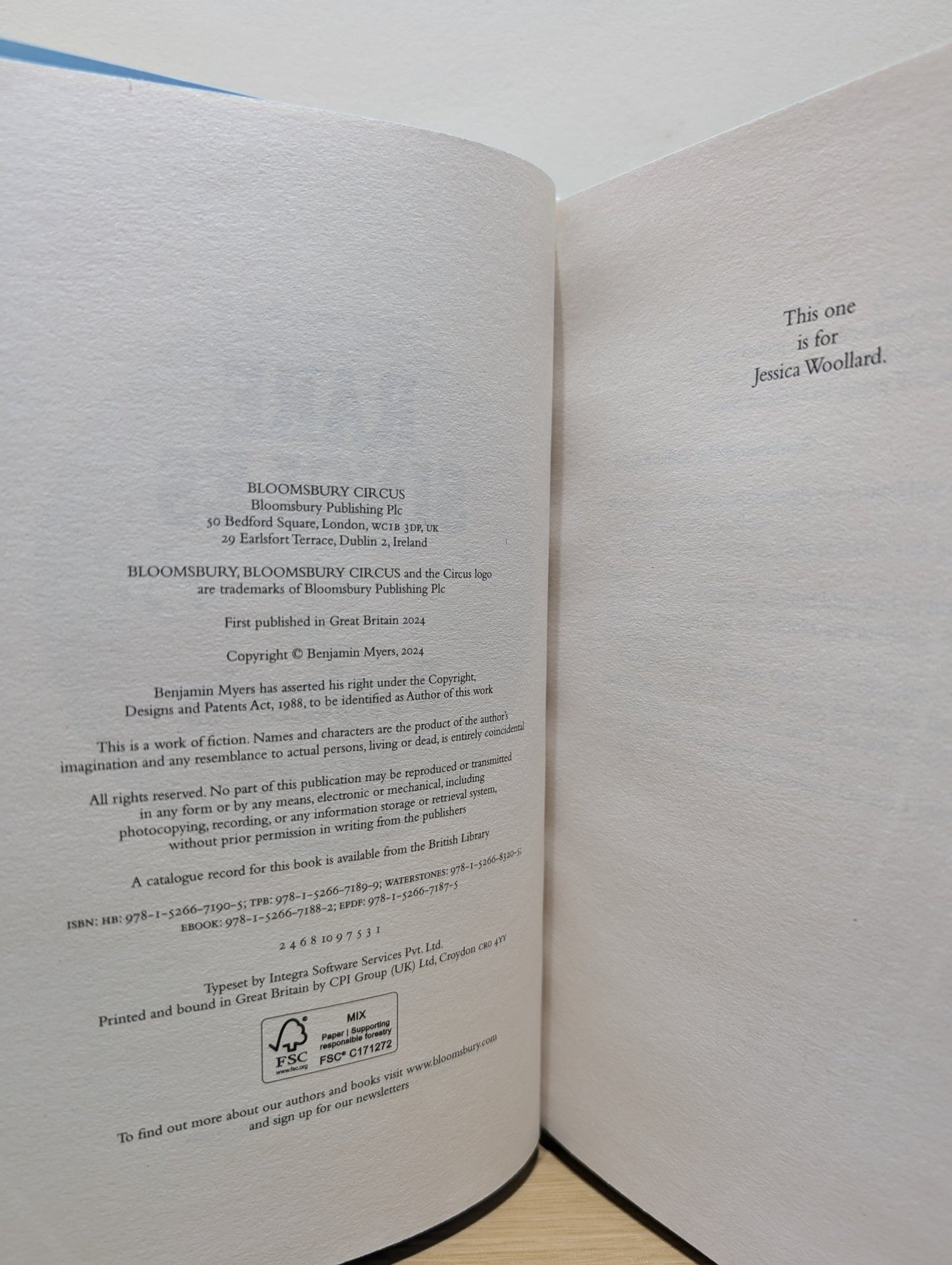 Rare Singles by Benjamin Myers (Signed First Edition with sprayed edges) - Fialta Books