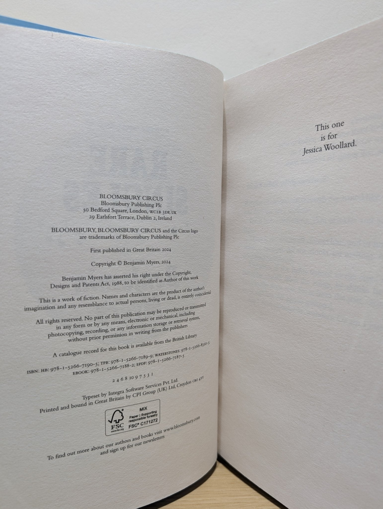 Rare Singles by Benjamin Myers (Signed First Edition with sprayed edges) - Fialta Books
