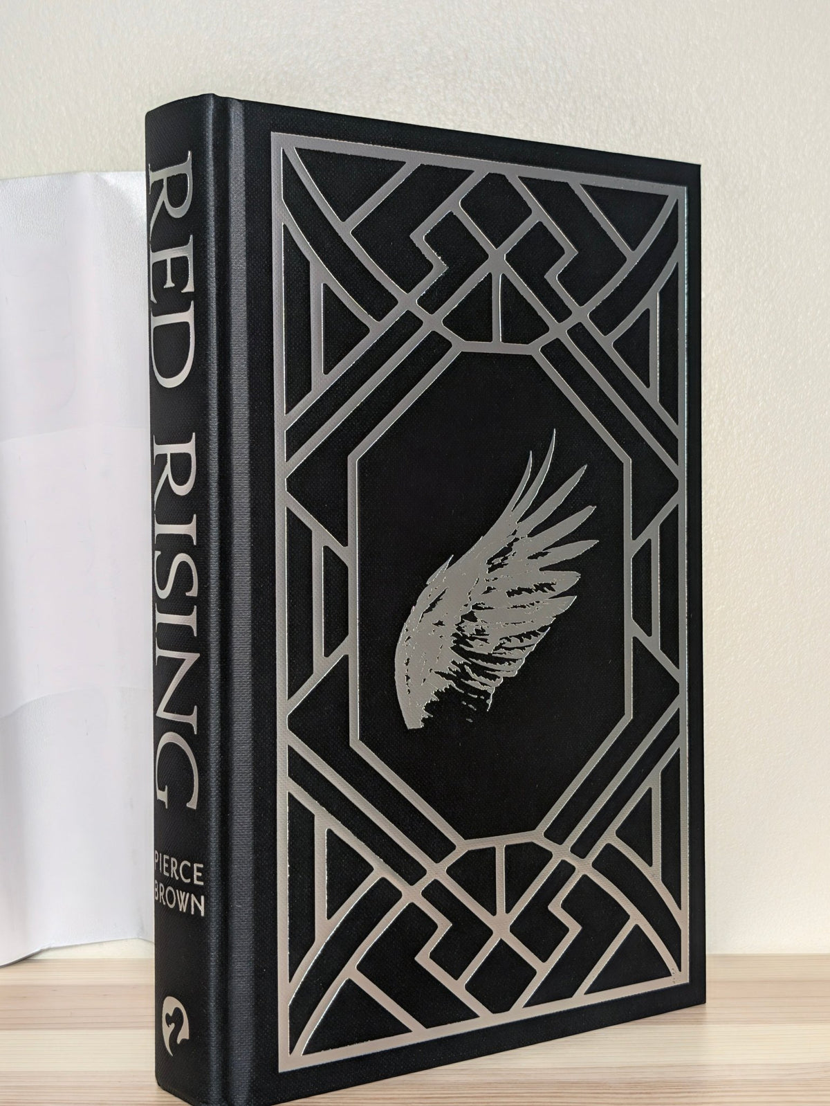 Red Rising by Pierce Brown (New Hardback Edition) - Fialta Books