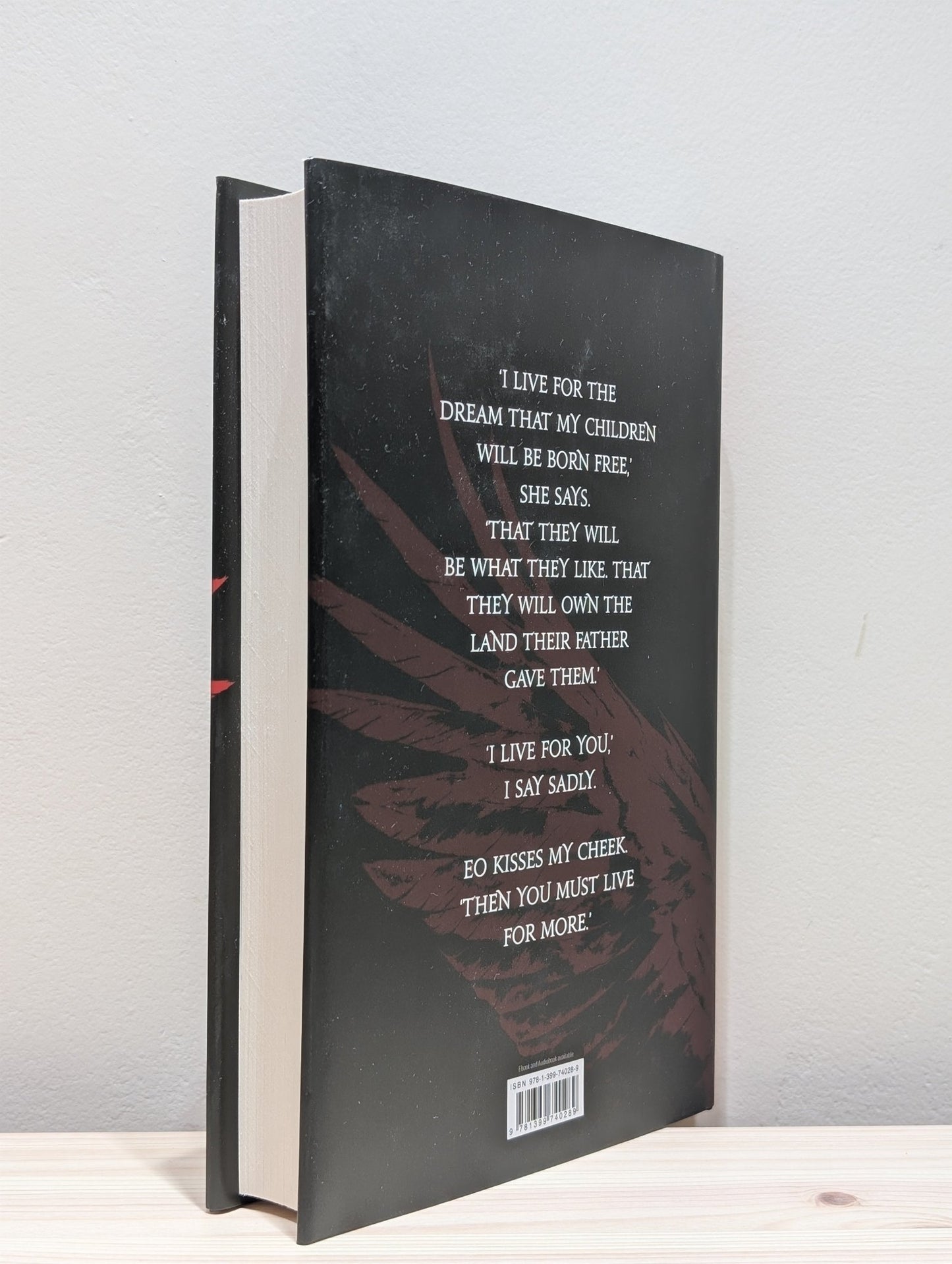Red Rising: Hodderscape Vault Edition by Pierce Brown - Fialta Books