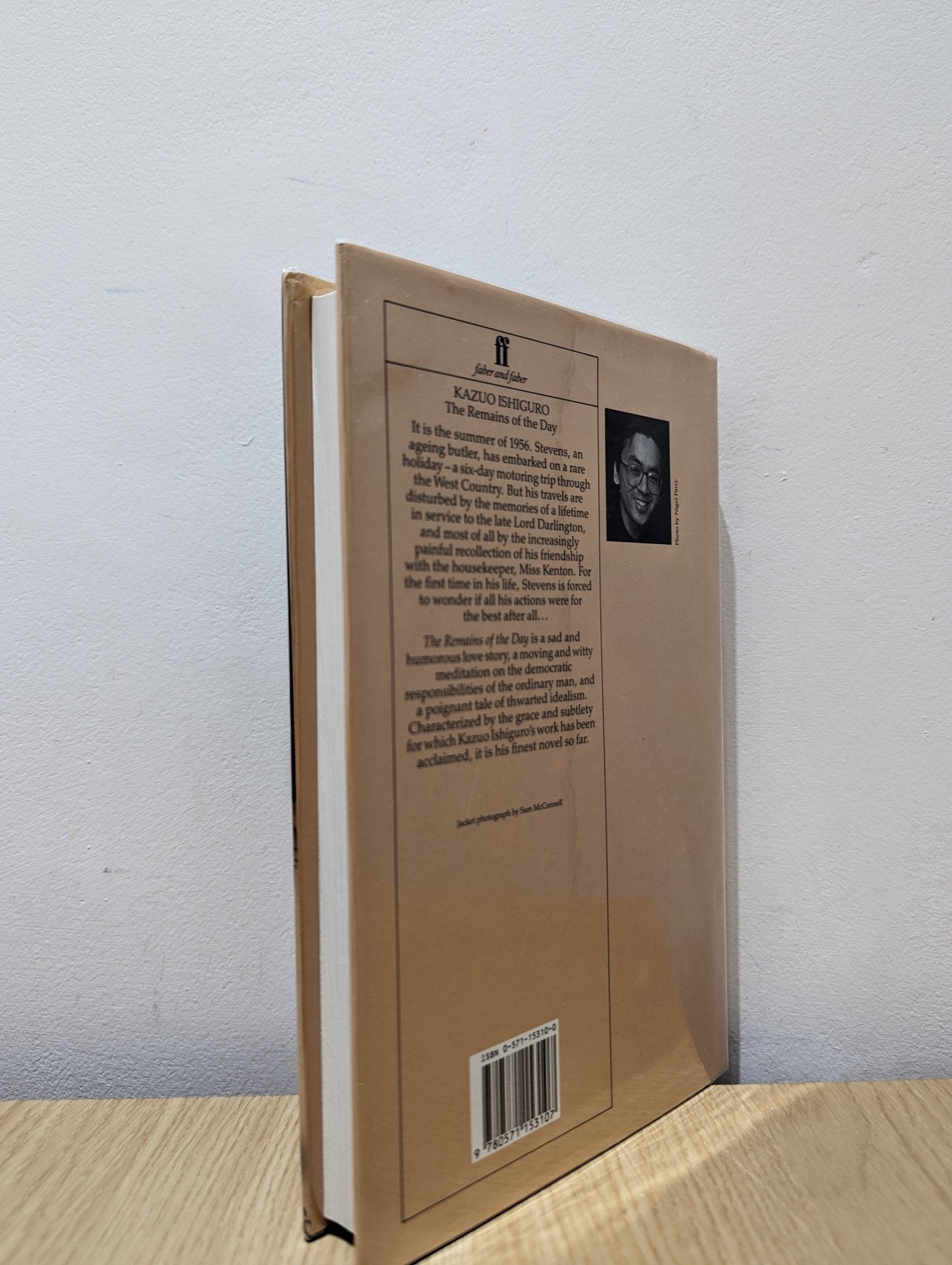 Remains of the Day by Kazuo Ishiguro (Signed First Edition) - Fialta Books