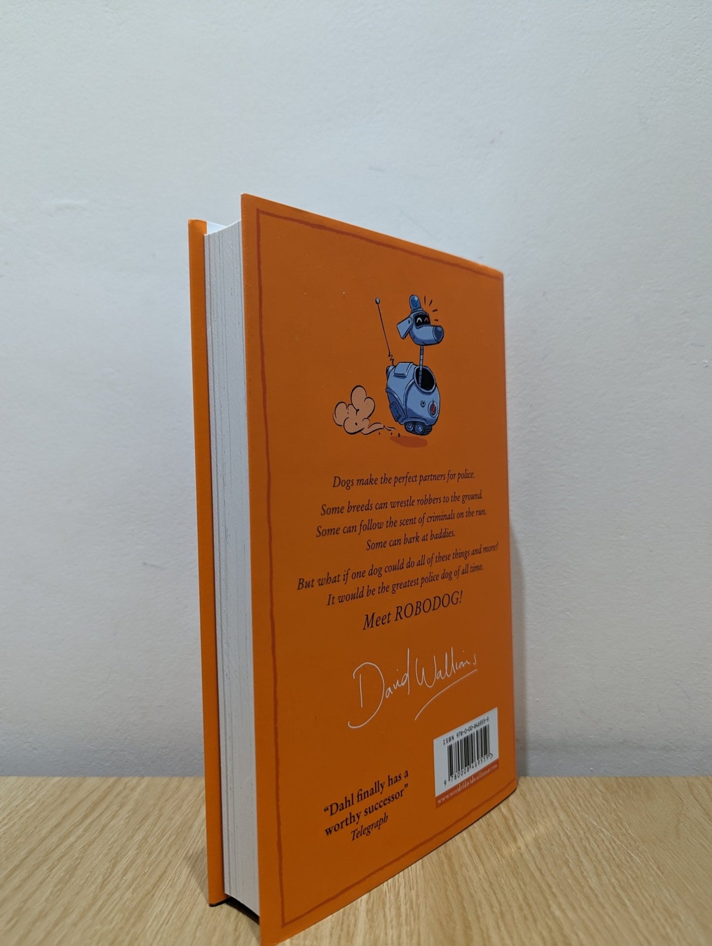 Robodog by David Walliams (Signed First Edition) - Fialta Books