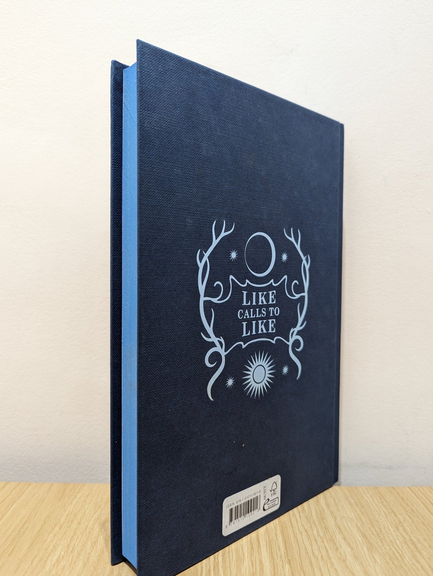 Shadow and Bone: Book 1 by Leigh Bardugo (Signed Collector's Edition) - Fialta Books