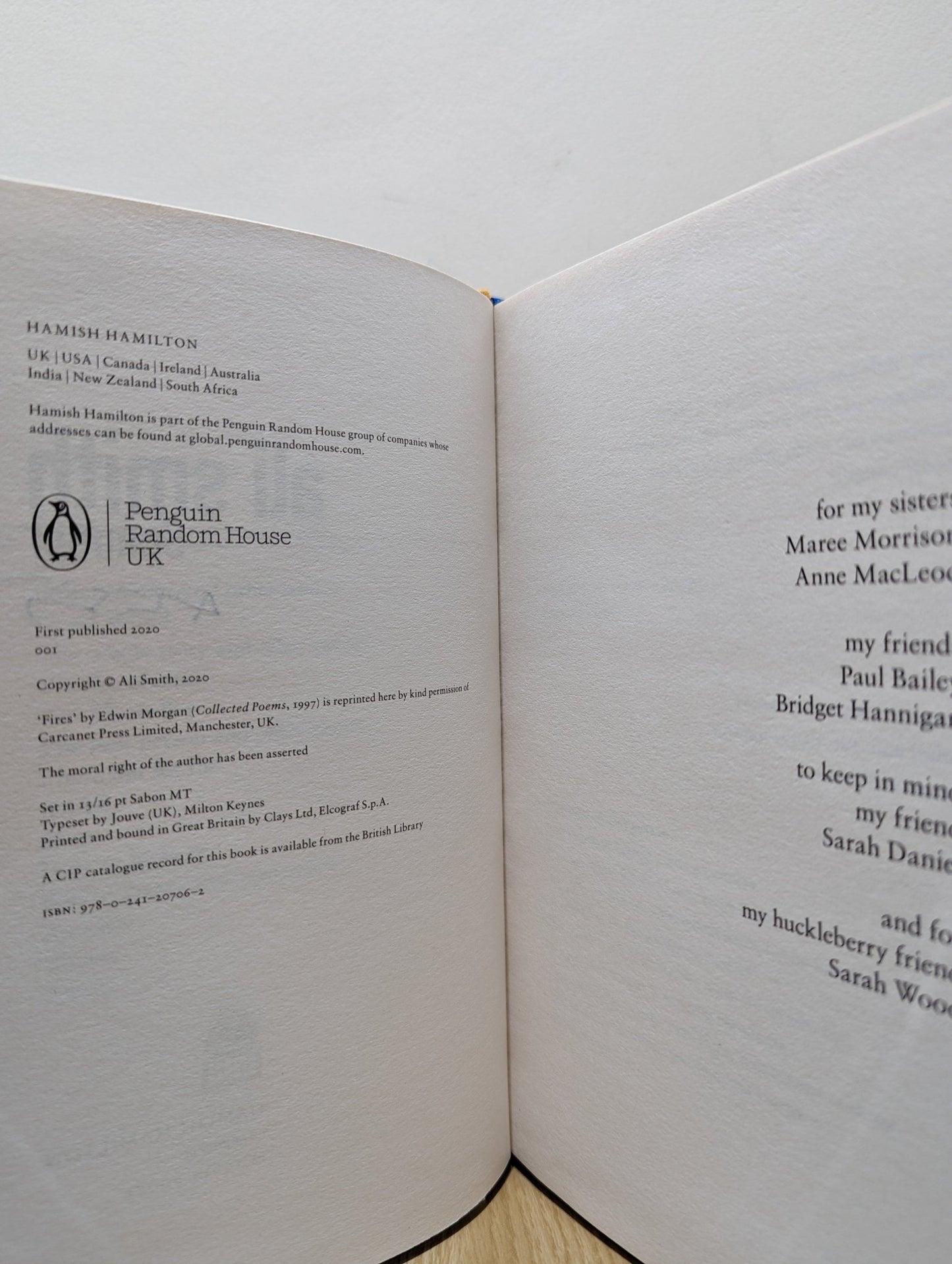 Summer by Ali Smith (Signed First Edition) - Fialta Books