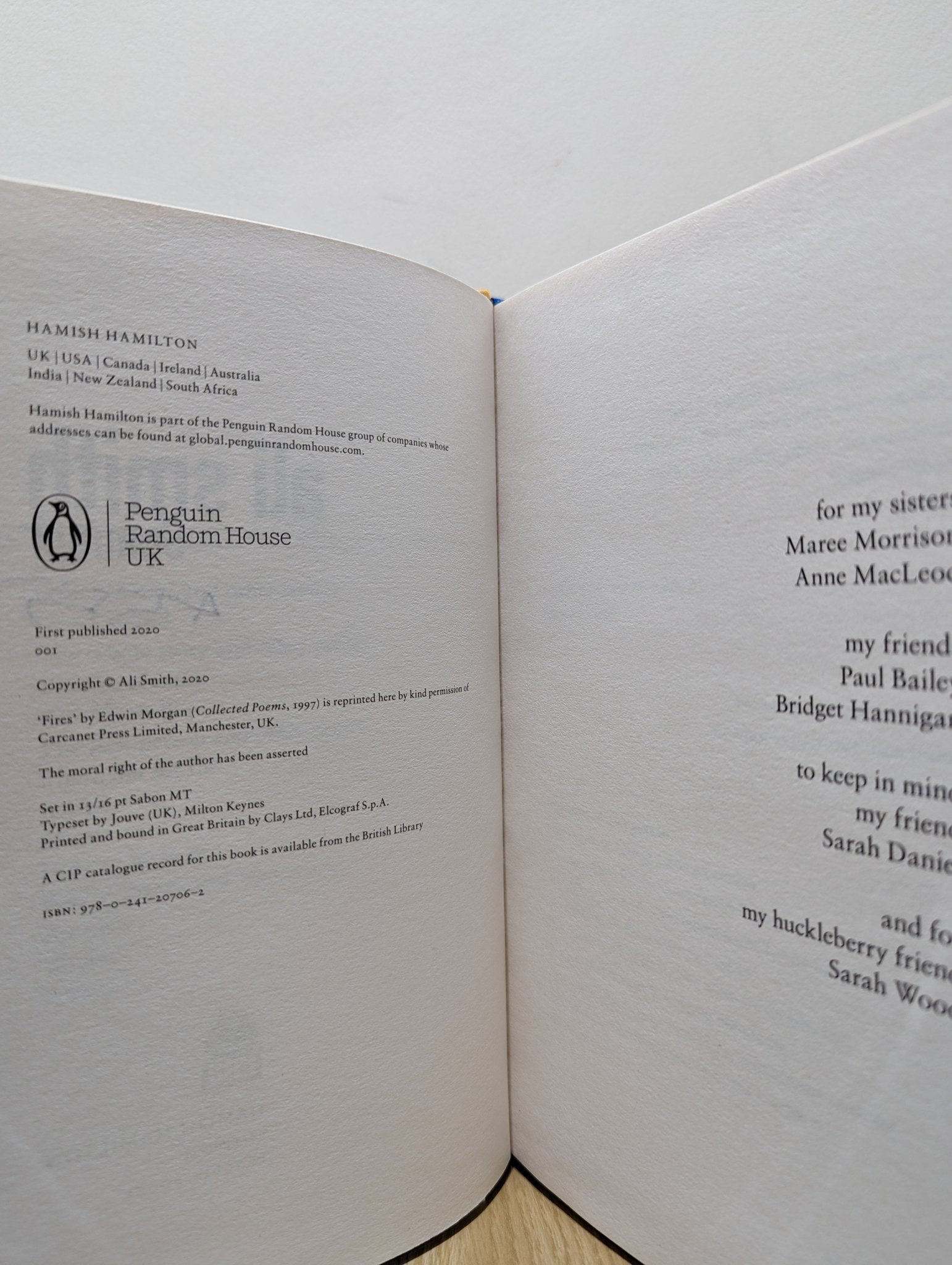 Summer by Ali Smith (Signed First Edition) - Fialta Books