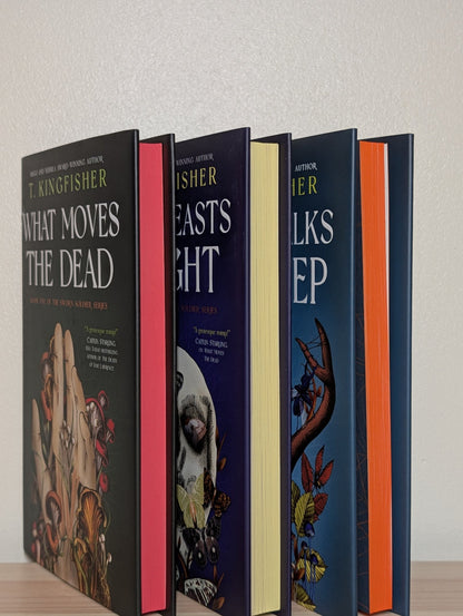 Sworn Soldier 1 - 3 (First Edition Set with sprayed edges) - Fialta Books