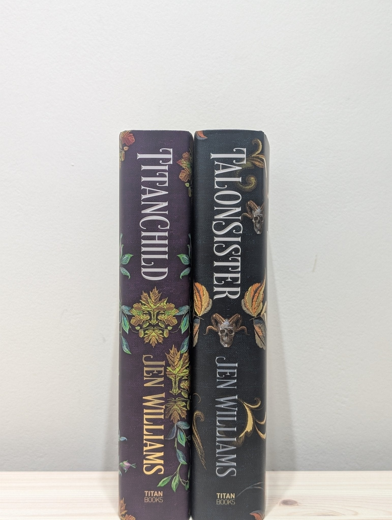 Talon Duology: Talonsister; Titanchild by Jen Williams (Signed Edition Set with sprayed edges) - Fialta Books