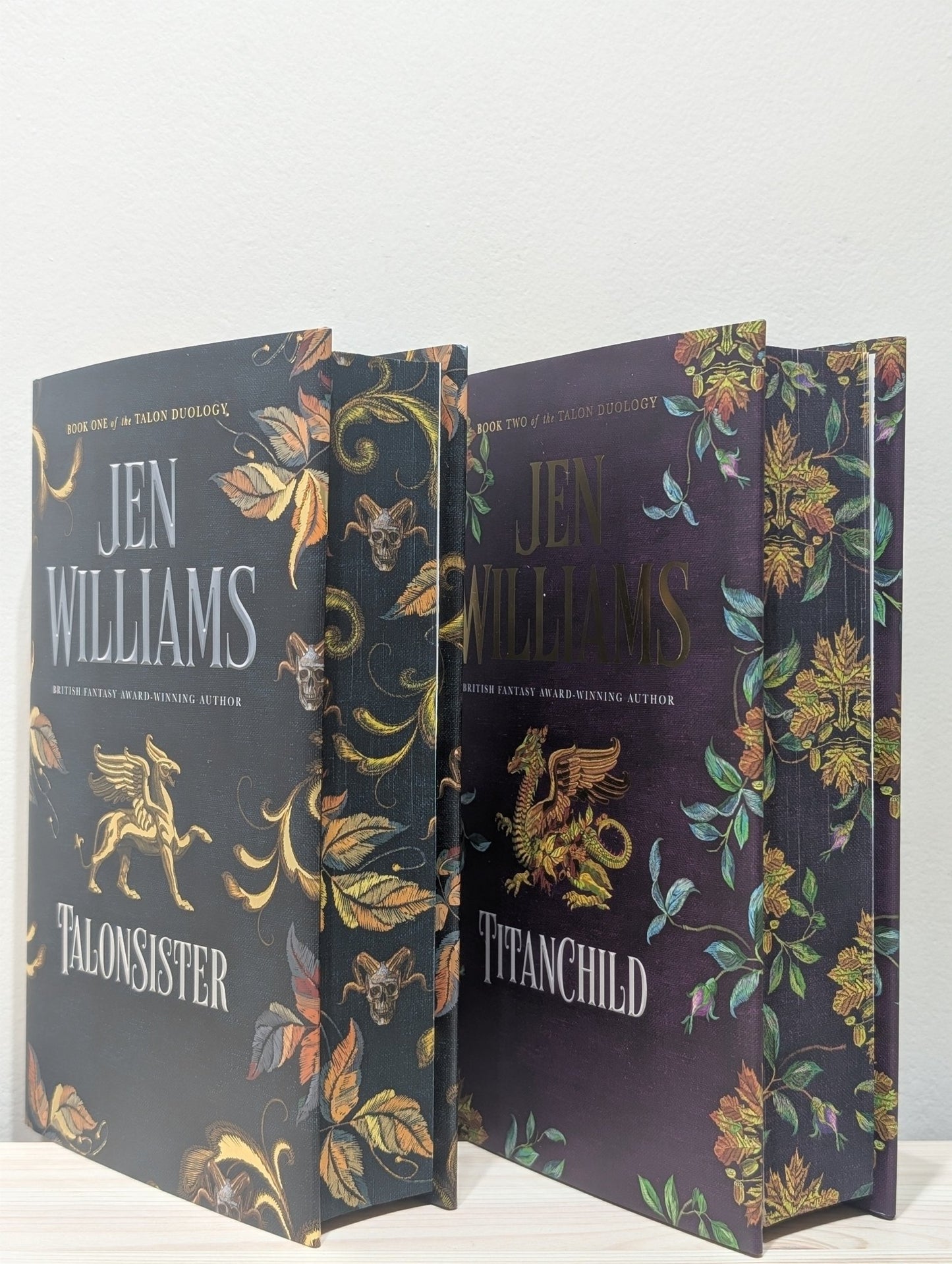 Talon Duology: Talonsister; Titanchild by Jen Williams (Signed Edition Set with sprayed edges) - Fialta Books