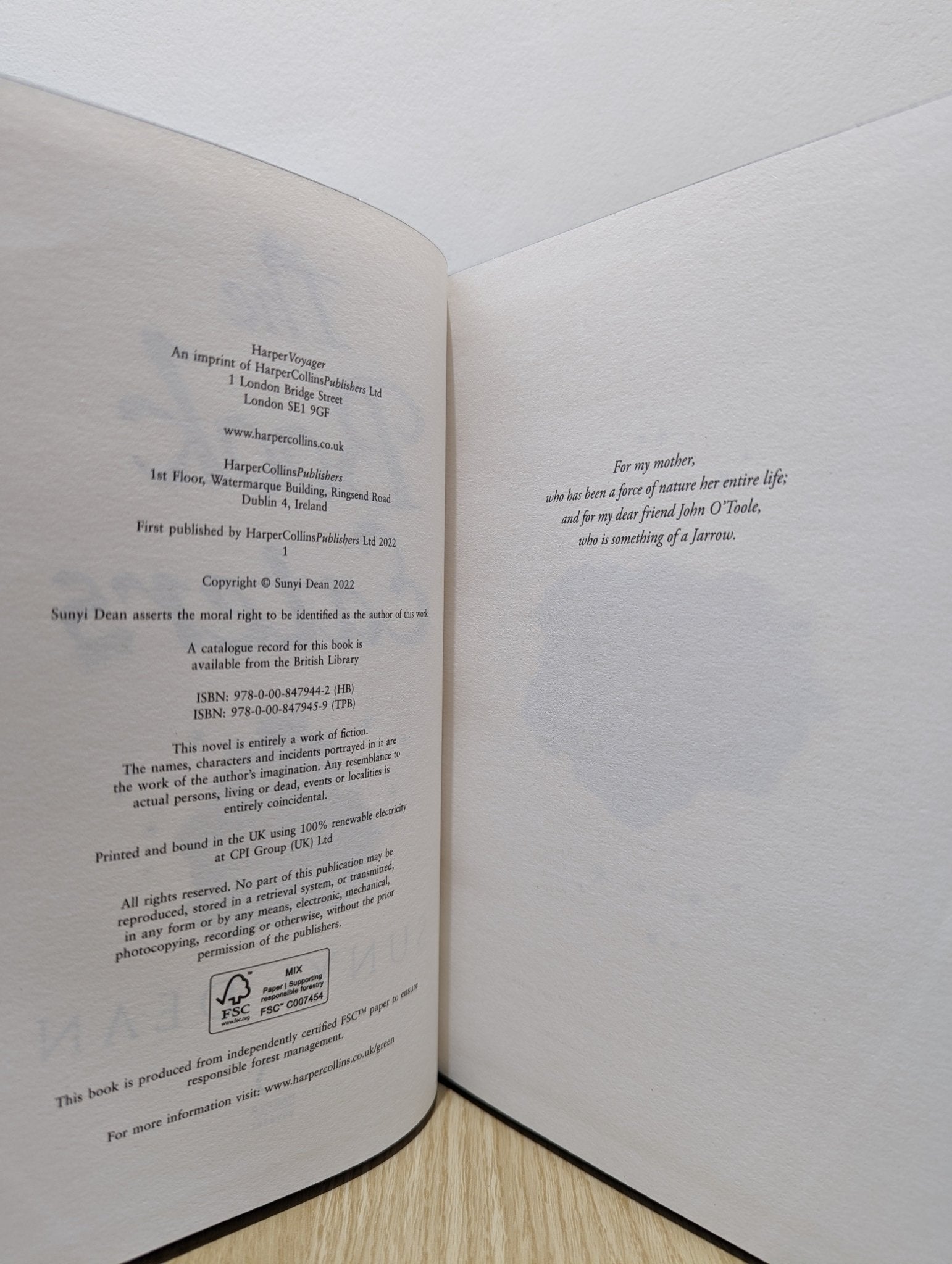 The Book Eaters by Sunyi Dean (Signed First Edition with sprayed edges) - Fialta Books