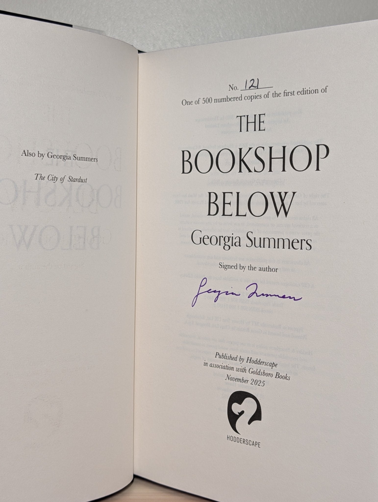 The Bookshop Below by Georgia Summers (Signed Numbered Edition with sprayed edges) - Fialta Books