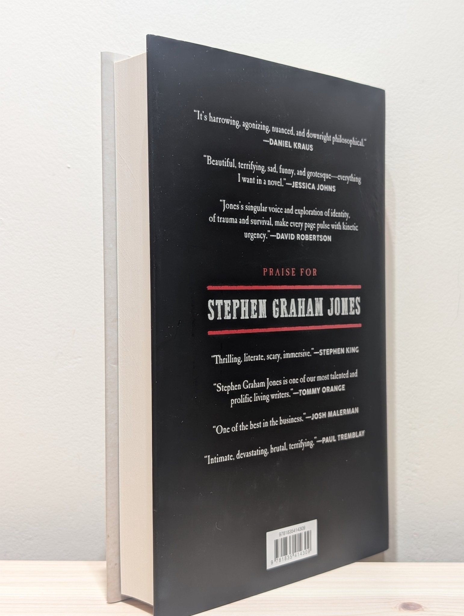 The Buffalo Hunter Hunter by Stephen Graham Jones (Signed First Edition) - Fialta Books