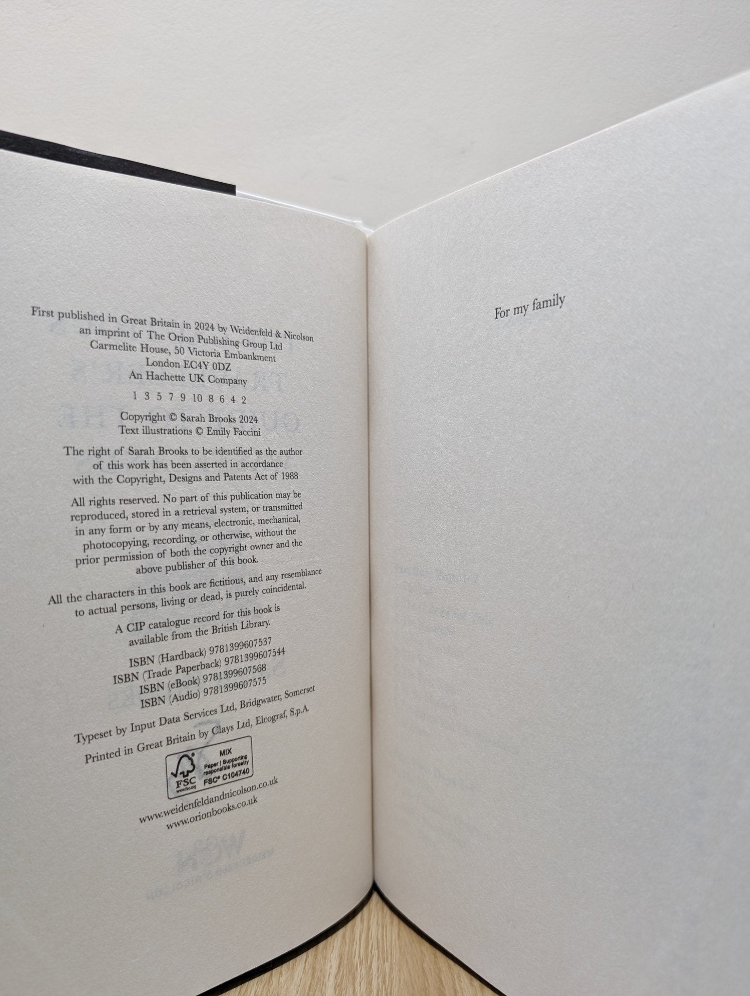 The Cautious Traveller's Guide to The Wastelands by Sarah Brooks (Signed First Edition) - Fialta Books