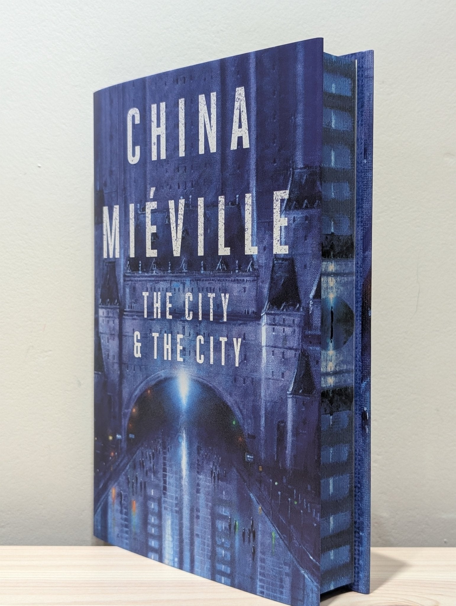 The City & the City by China Mieville (Signed with sprayed edges) - Fialta Books