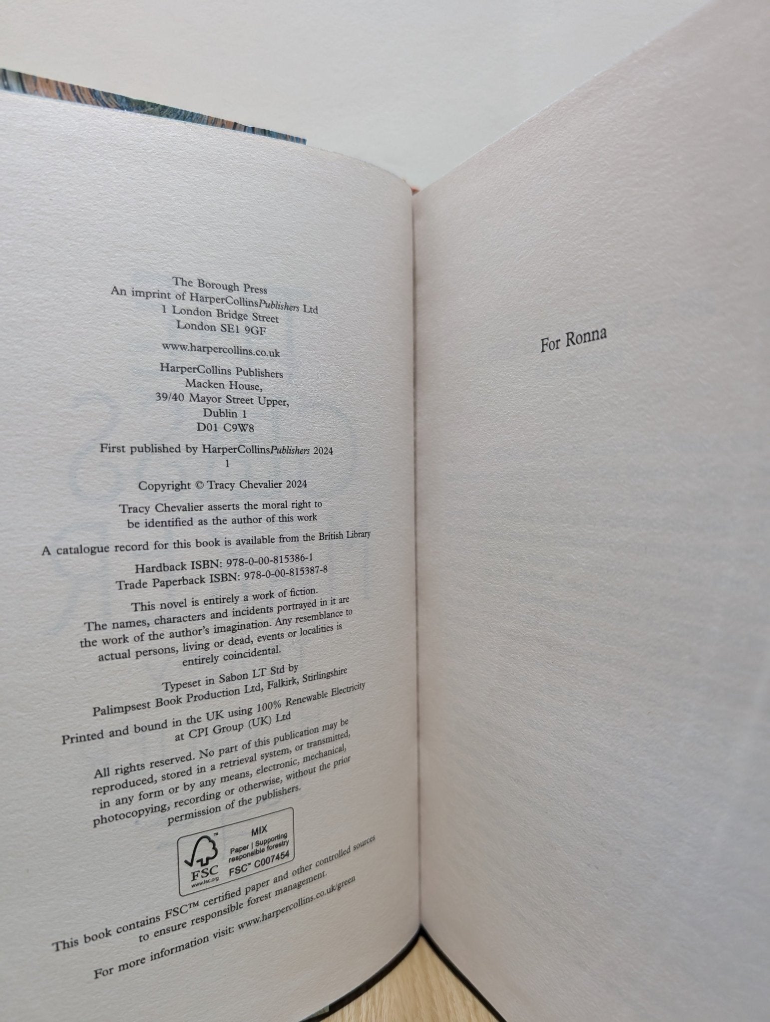 The Glassmaker by Tracy Chevalier (Signed First Edition with sprayed edges) - Fialta Books