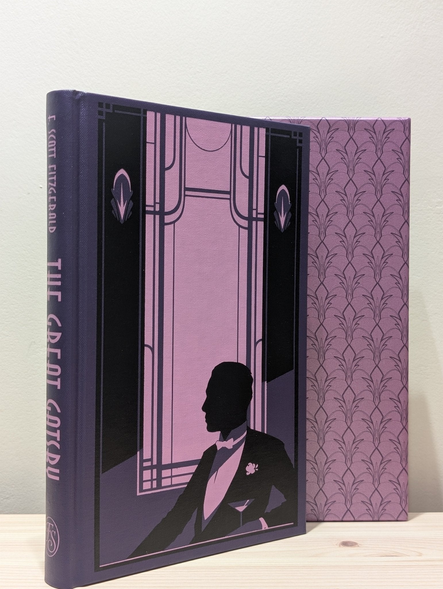 The Great Gatsby by F. Scott Fitzgerald (Folio Slipcase Edition) - Fialta Books