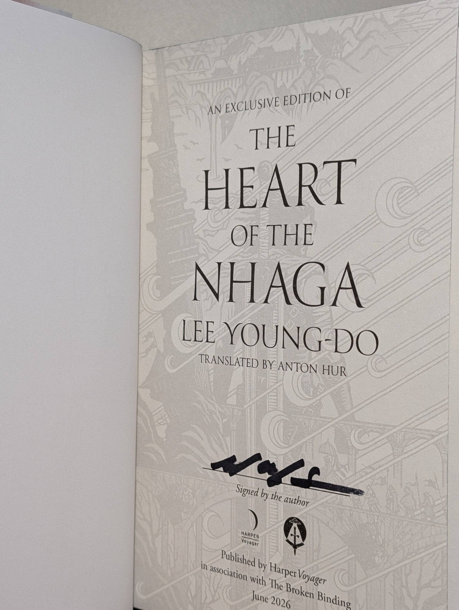The Heart of the Nhaga by Lee Young-do (Signed Special Edition with sprayed edges) - Fialta Books