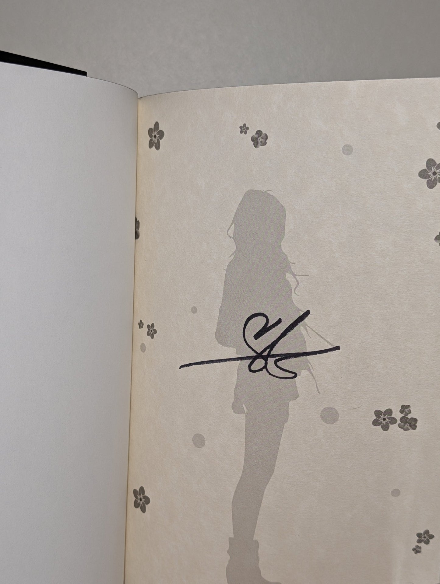 The Invisible Life of Addie LaRue by V.E. Schwab (Signed Special Edition with sprayed edges) - Fialta Books