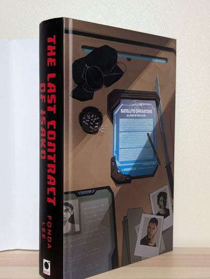The Last Contract of Isako by Fonda Lee (Signed Special Edition with sprayed edges) - Fialta Books