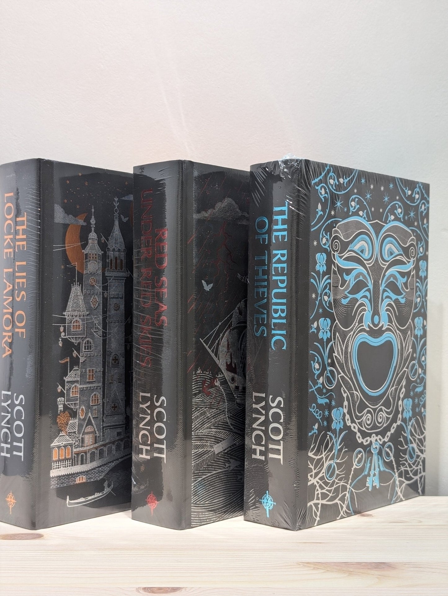 The Lies of Locke Lamora; Red Seas Under Red Skies; The Republic of Thieves by Scott Lynch (Signed Numbered Deluxe Edition) - Fialta Books