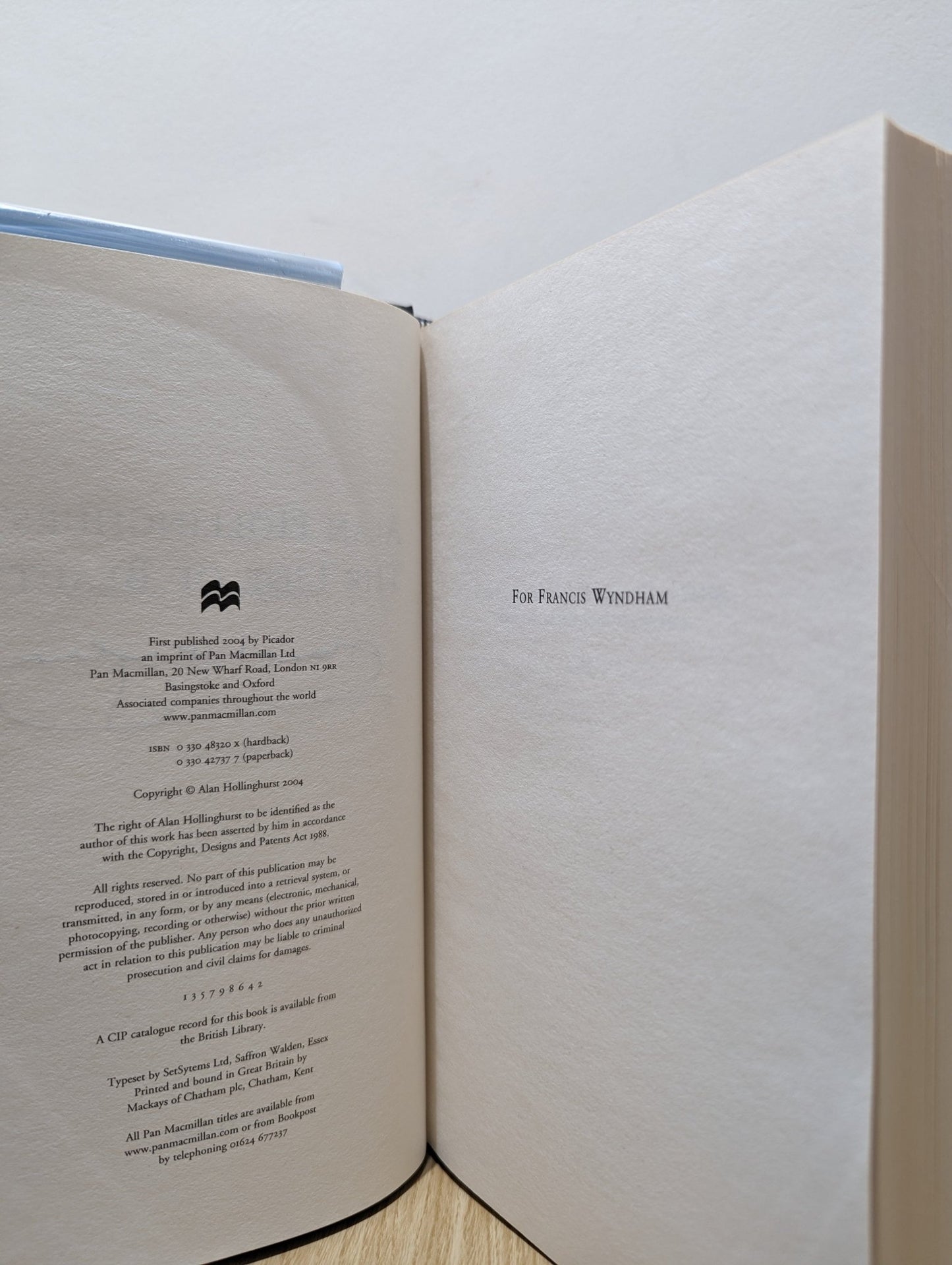 The Line of Beauty by Alan Hollinghurst (Signed First Edition) - Fialta Books