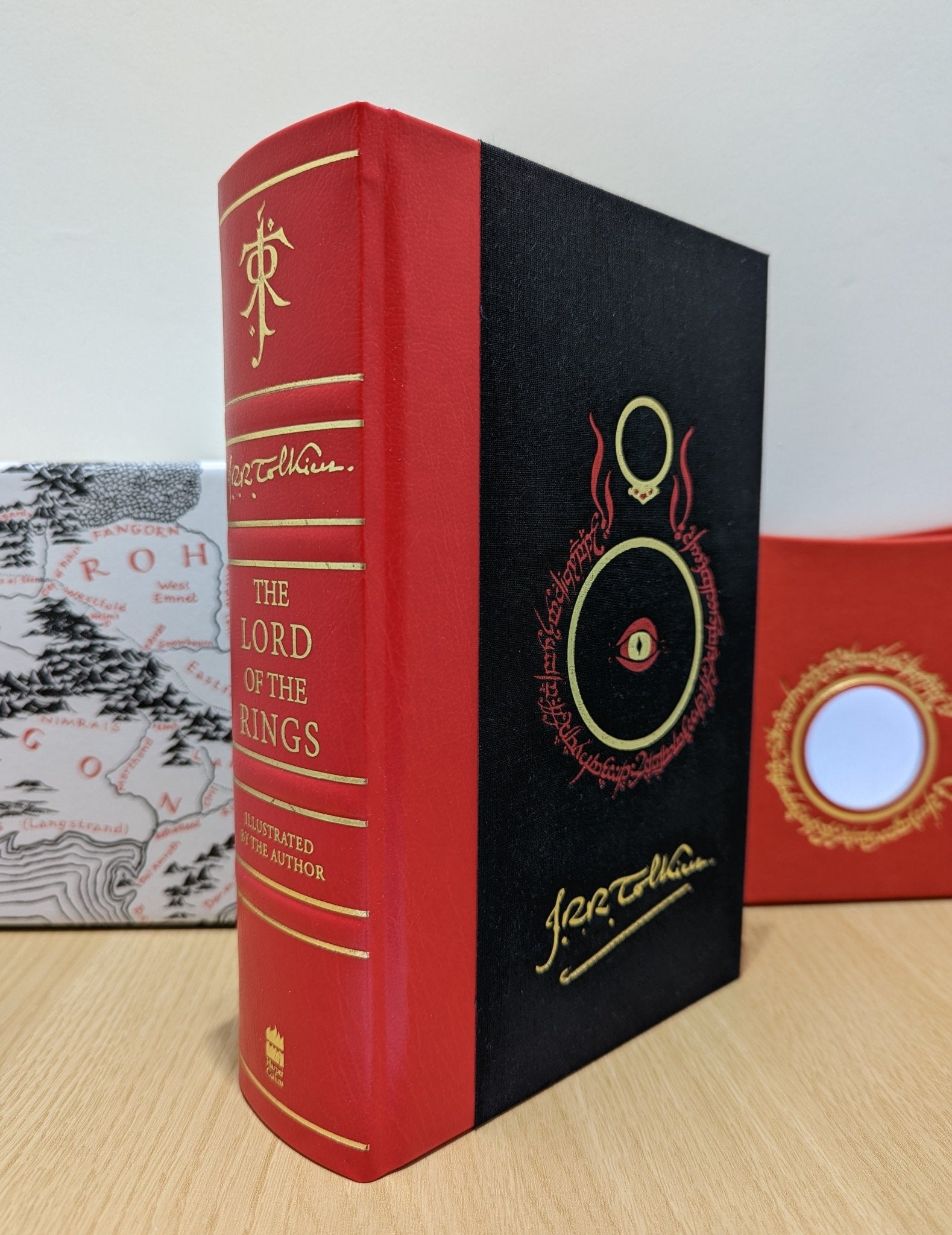 The Lord of the Rings Deluxe Single Volume Illustrated Edition by J. R. R. Tolkien - Fialta Books