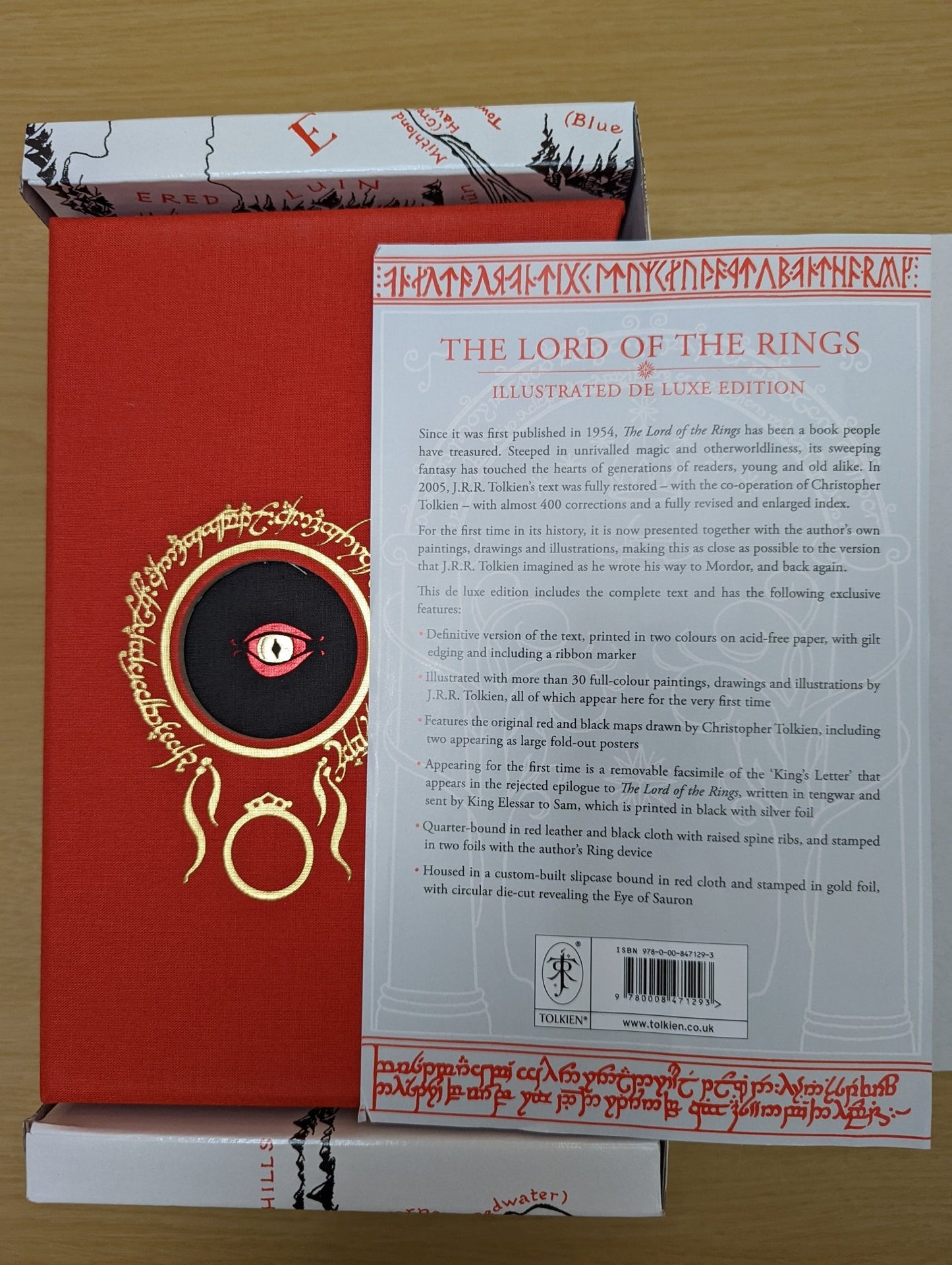 The Lord of the Rings Deluxe Single Volume Illustrated Edition by J. R. R. Tolkien - Fialta Books