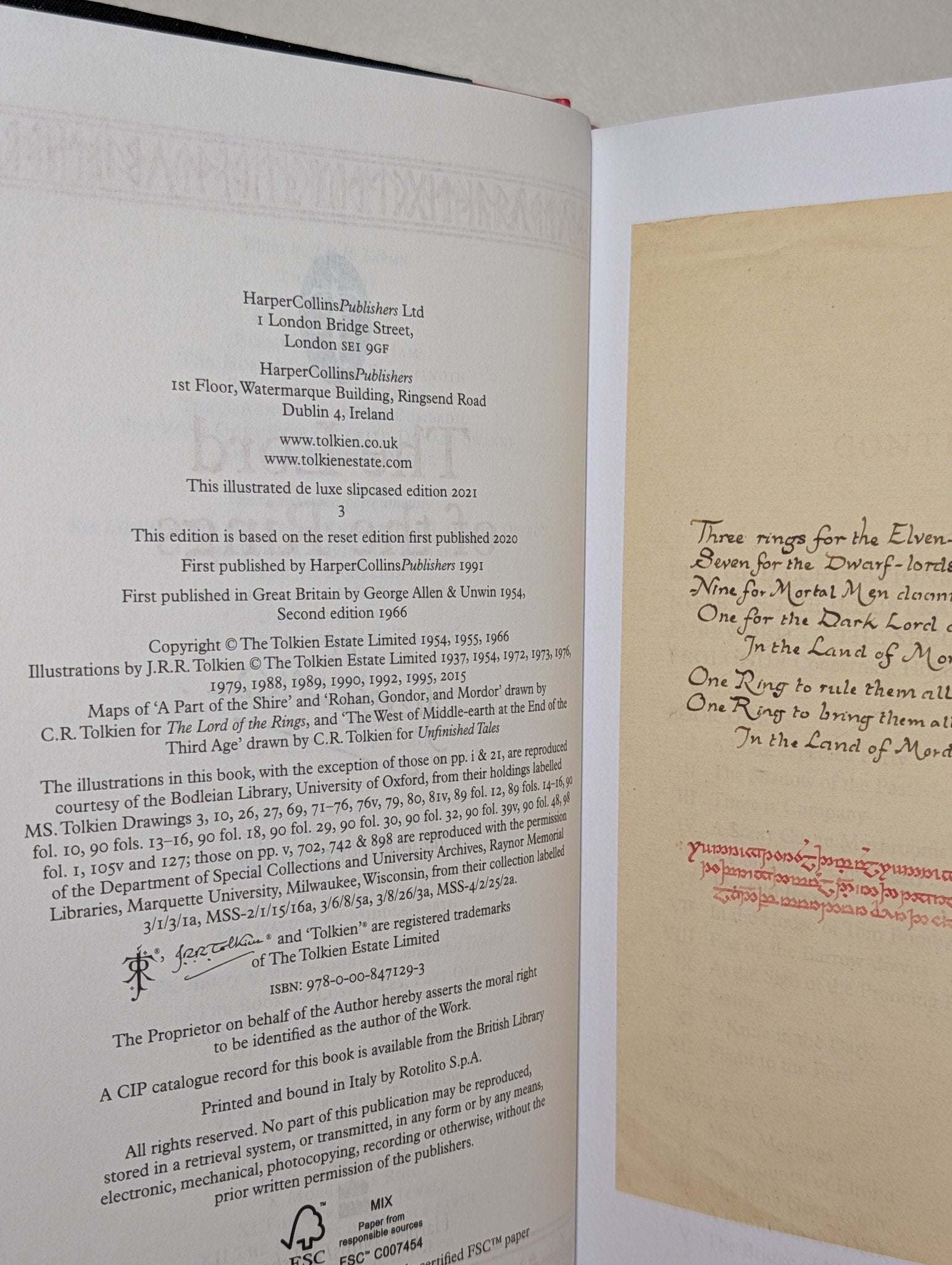 The Lord of the Rings Deluxe Single Volume Illustrated Edition by J. R. R. Tolkien - Fialta Books