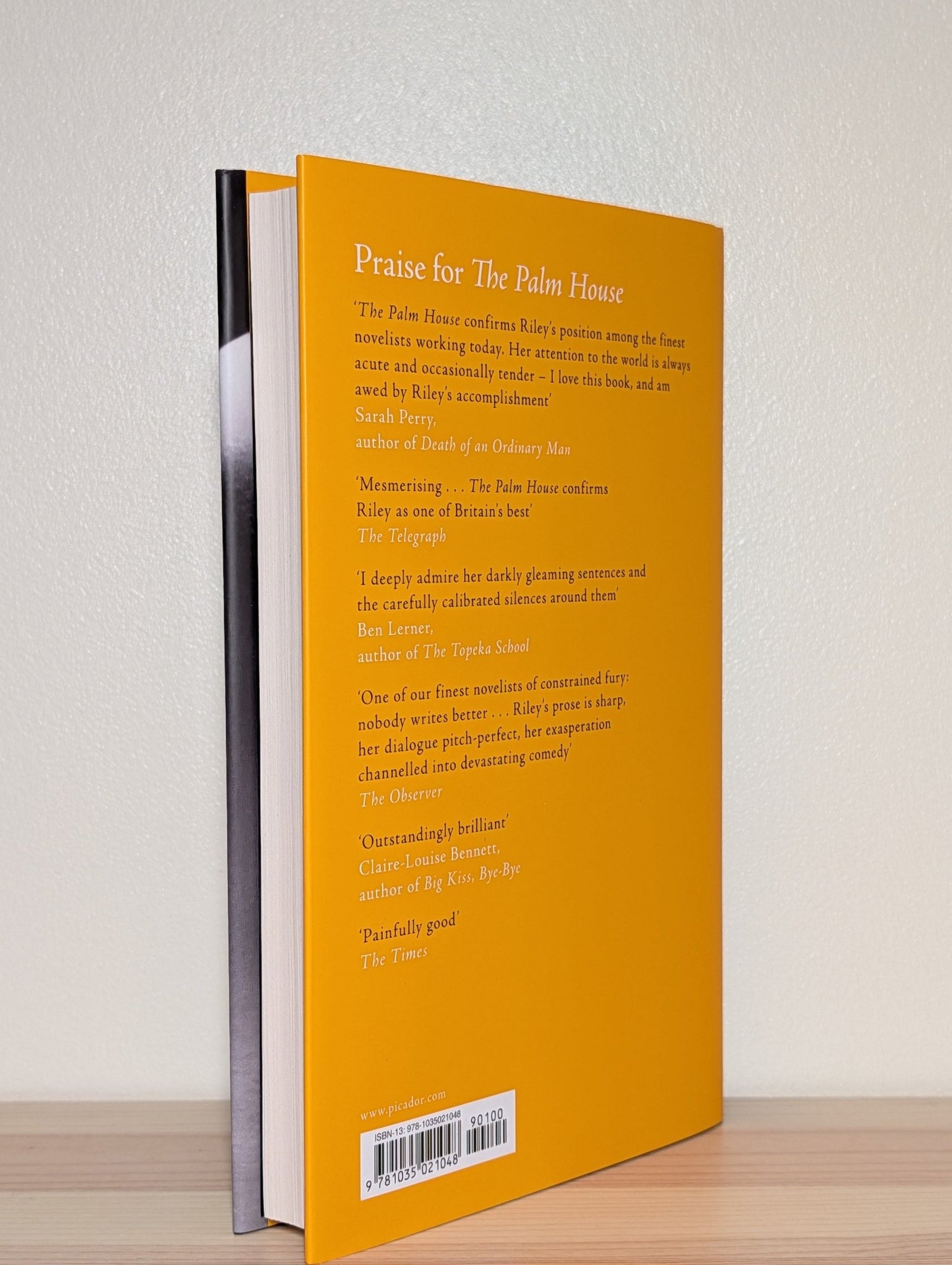 The Palm House by Gwendoline Riley (Signed First Edition) - Fialta Books