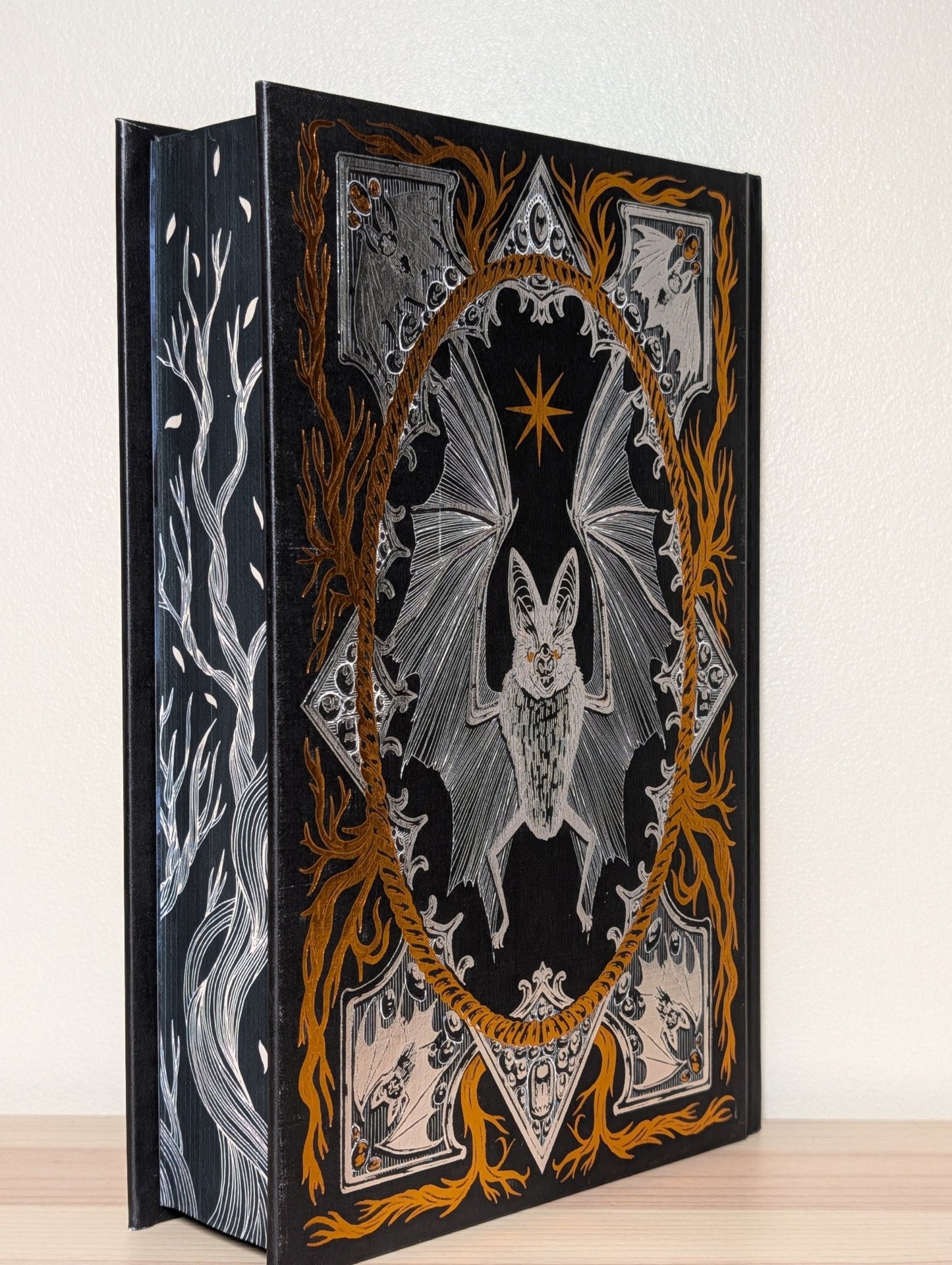 The Passage by Justin Cronin (Signed Deluxe Edition with sprayed edges) - Fialta Books