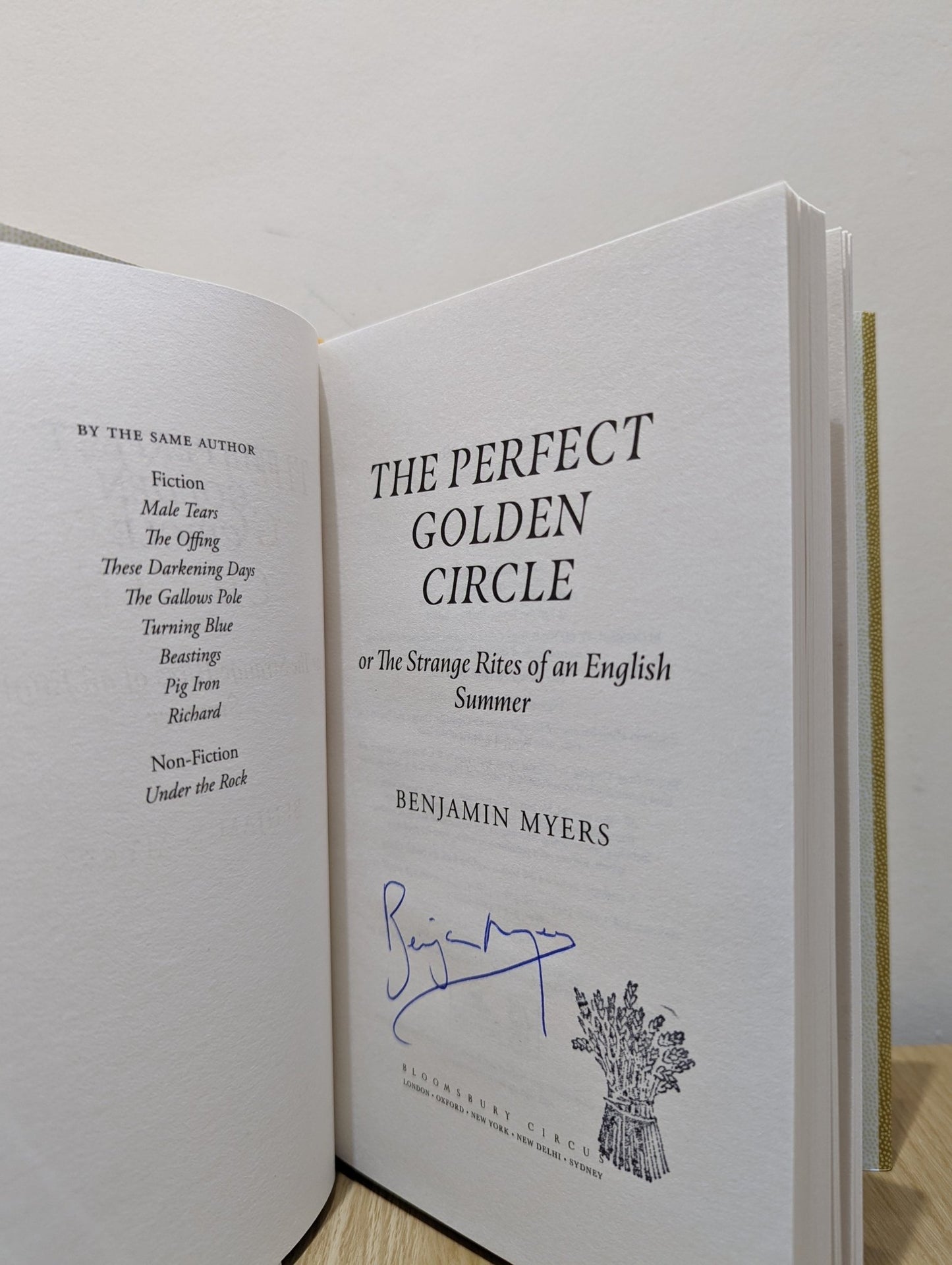 The Perfect Golden Circle by Benjamin Myers (Signed First Edition) - Fialta Books