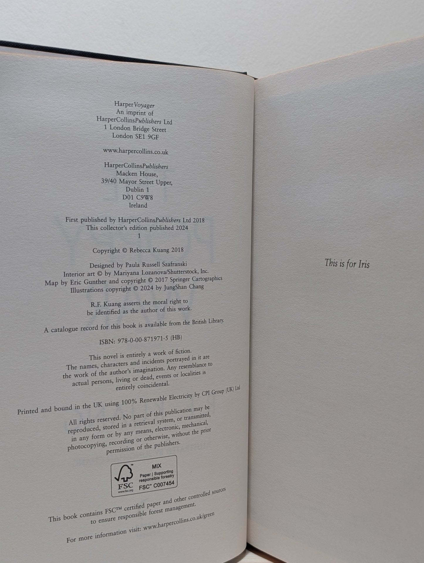 The Poppy War: Collector's Edition with sprayed edges by R.F. Kuang - Fialta Books