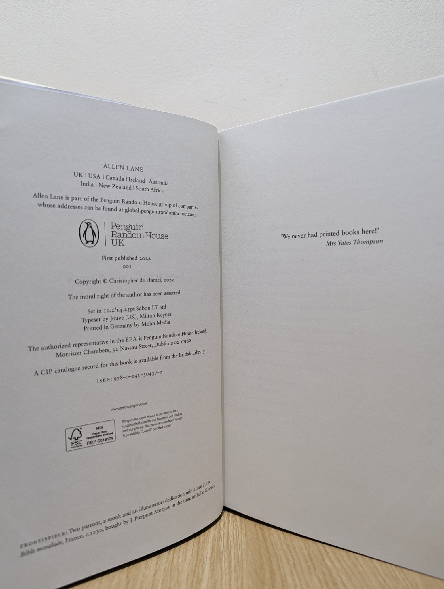 The Posthumous Papers of the Manuscripts Club by Christopher De Hamel (Signed First Edition) - Fialta Books