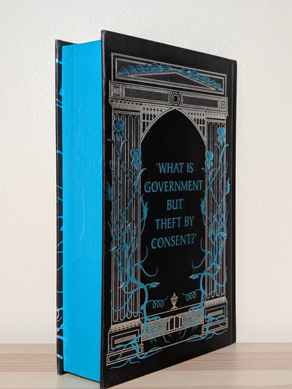 The Republic of Thieves by Scott Lynch (Signed Numbered Deluxe Edition) - Fialta Books